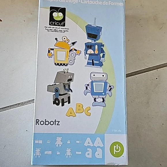 Robots cricut - Picture 1 of 2